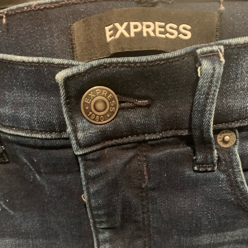Express Jeans - Picture 2 of 3